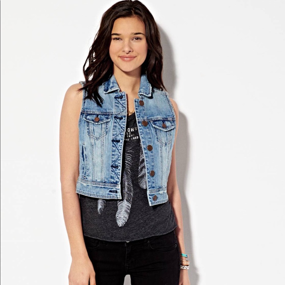 NWOT American Eagle Denim Vest - XS 💙